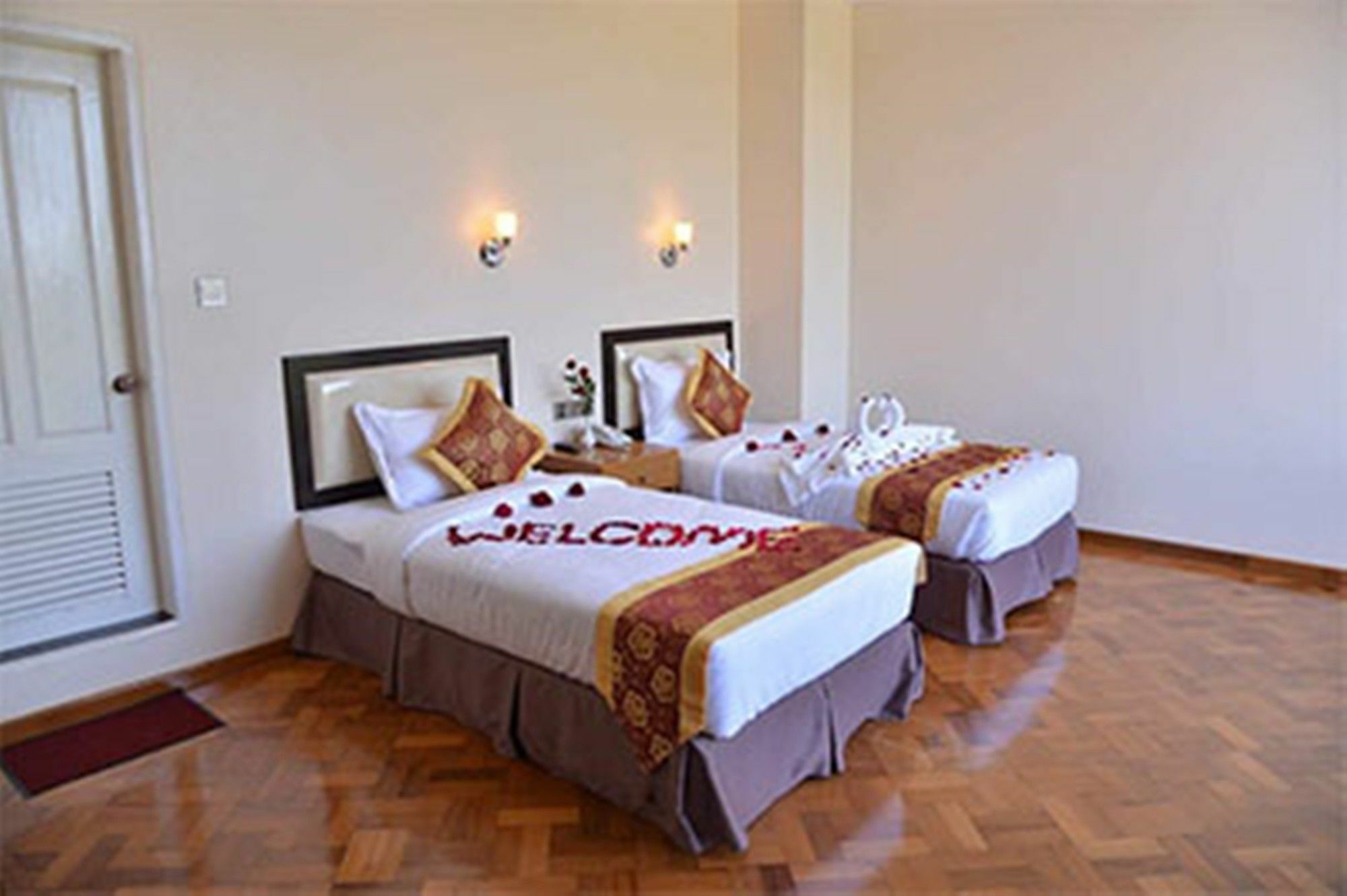 Hotel Yadanar Oo Mandalay Exterior photo